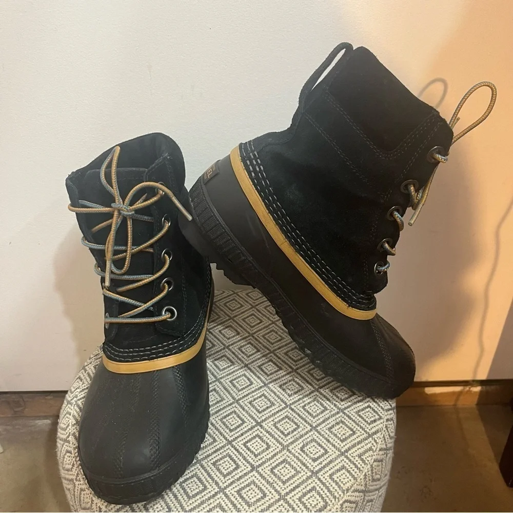 Sorel Cheyanne II Black Waterproof Winter Snow Duck Boot Youth Size 4
